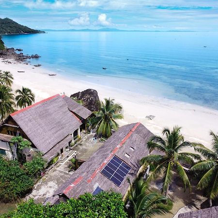 Shambala Madagascar: Beachfront Lodge And Adventures Ambolobozo Exterior foto